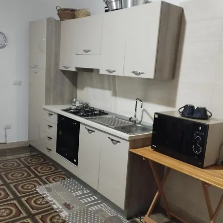 Casa In Collina Tra Mare E Monti