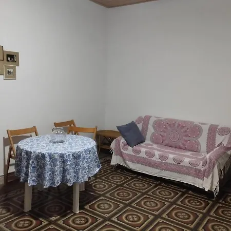 Casa vacanze Casa In Collina Tra Mare E Monti *